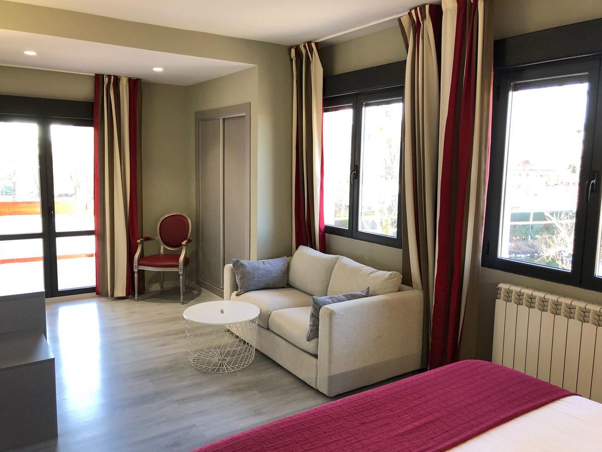 Hotel Valjunco Valencia de Don Juan Luaran gambar